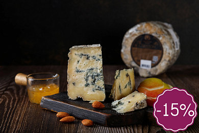 Сыр Стилтон Пиканте "Соболев Сыр"