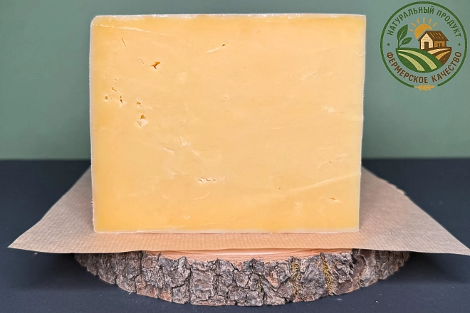 Сыр Чеддер молодой 50%, Крым