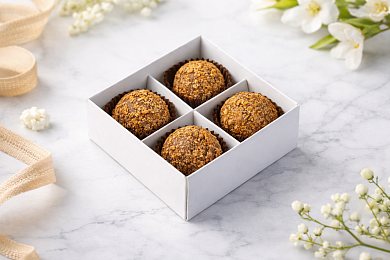 Набор 4 сырных конфет с Брюностом "Larka Chocolates"