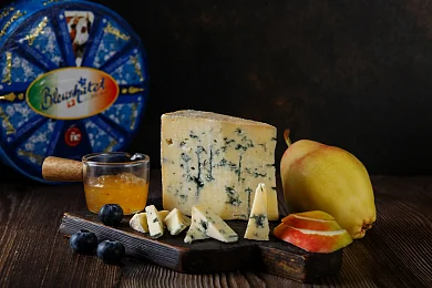 Сыр Блюшатель 55% «Margot Fromages S.A»