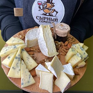 Сырная тарелка: синергия плесени