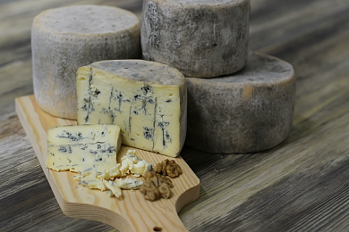 Сыр Горгонзола Пиканте лайт, 60%