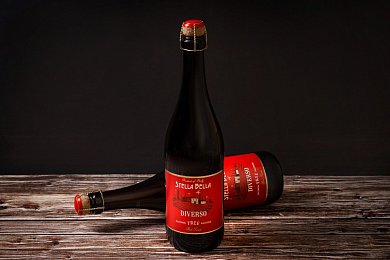 Вино Красное Игристое безалкогольное сладкое Стелла Белла Диверсо Россо 0,75л