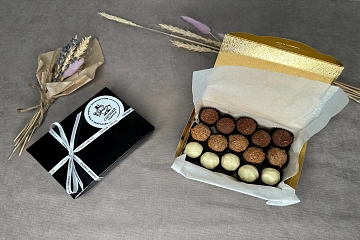 Ассорти из 15 сырных конфет Три сыра «Сырный сомелье»