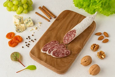 Колбаса с/в Фуэт с грецким орехом ТМ Карнеззо, 120г