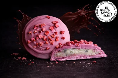 Шоколадный медиант «Сырный сомелье» Дорблю-Клубника 50 г