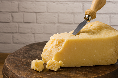 Сыр Пармезан 12 мес. выдержки 34% (Чили)