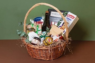 Гастрономическая корзина «Сырная сказка»